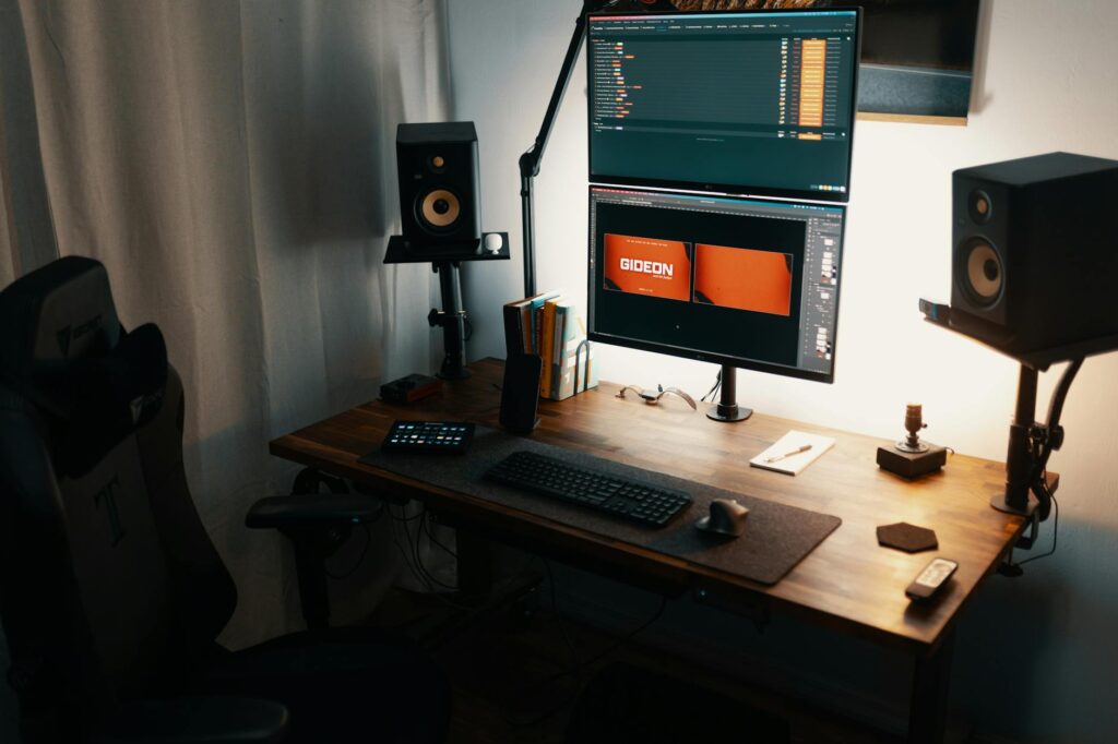 Bestes Home Office Setup Günstig – Foto von Josh Sorenson